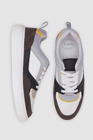 D's Damat Beyaz Kalın Beyaz Tabanlı Bağcıklı Sneaker Ayakkabi 3ec09ort0380 Beyaz