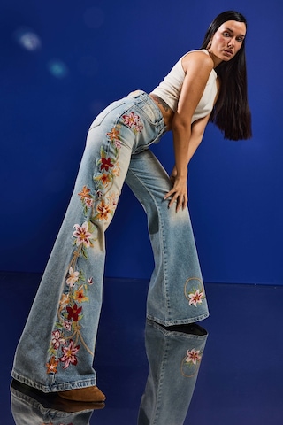 Itsbasic Kadın T.kot Rengi 4s6-32 Flare Fit Elastan Kumaş Özel Nakış Detaylı Tasarım Denim Jean