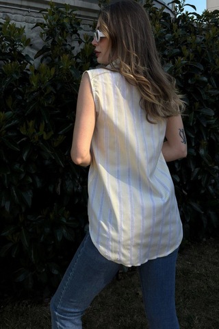Kadın Sarı Çizgili, Dokulu Yazlık Kumaş, Yarım Patlı, Sıfır Kollu Bluz Sari
