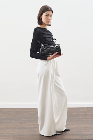 Büzgü Detaylı Bluz Siyah Siyah