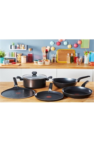 Tefal Titanyum 1x Simplecook Difüzyon Tabanlı Tava 20 CM Siyah