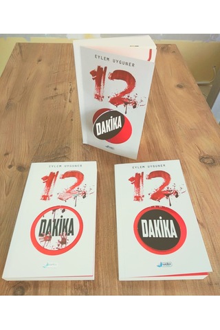 12 Dakika - Eylem Uyguner - Harika Kitap