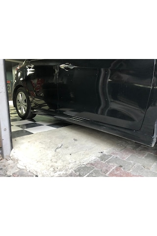 Hyundai i30 (Plastik) Yan Marşpiyel