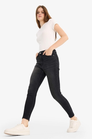 Defacto Skinny Fit Yüksek Bel Bilek Boy Jean Pantolon E9820ax25aunm40 Siyah