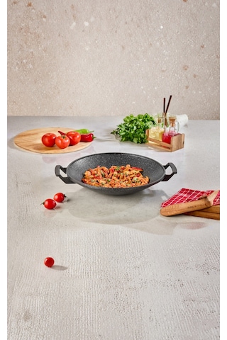 Zümrüt Saç Kavurma 34 Cm Siyah