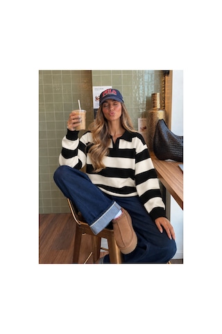 Nilza New York Kadın Siyan Çizgili Oversize Polo Yaka Triko Kazak Siyah