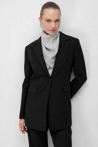 Mizalle Basic Tek Düğmeli Siyah Ceket