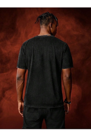 T-shirt - Caraxes Baskılı Oversize Bisiklet Yaka Kısa Kol Tişört Siyah