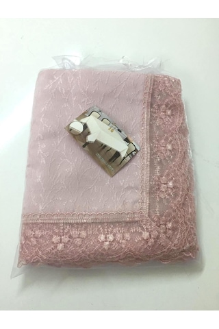 Fransız Güpürlü Kdk Dertsiz Masa Örtüsü 155x215 001