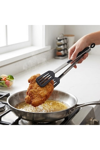 32 Cm Kilitlenebilir Mangal Maşası Ve Kızartma Spatulası, Metal Gövdeli Siyah Delikli Geniş Uçlu Servis Maşası, Et Tavuk Balık Köfte Kızartma Ve Barbekü İçin Çok Amaçlı Mutfak Maşası