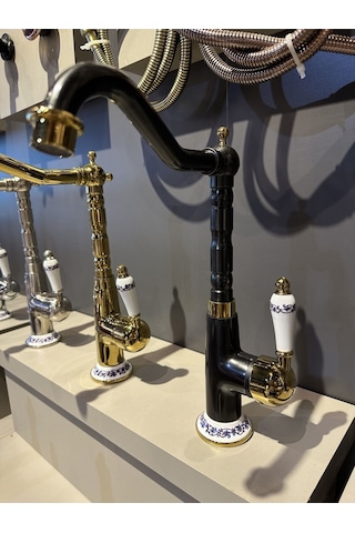 İsaoğlu Yapı Mutfak Bataryası Gold Siyah Evye Musluğu Seramikli İşlemeli Tasarım Vintage Model Gold