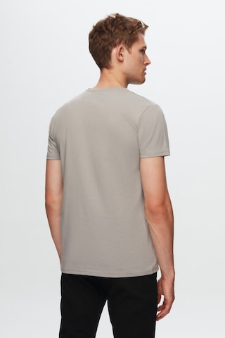 Twn Slim Fit Gri Düz Kabartma Baskılı T-shirt 4ec148551753m Gri