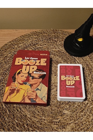Booze Up İçki Oyunu Romantik - Kese Hediyeli 50 Kart Çiftler İçin Eğlenceli Kart Oyunu