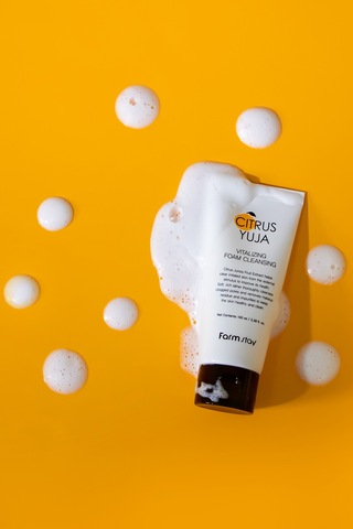 Farmstay Cıtrus Yuja Vıtalızıng Foam Cleansıng 100ml