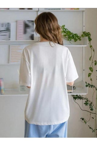 Kadın Beyaz Oversize %100 Pamuk Luck Baskılı T-shirt Beyaz