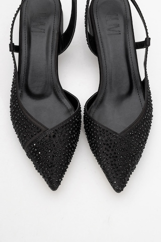 Luvishoes Luvi Shoes Sella Siyah Saten Taşlı Kadın Kısa Topuklu Ayakkkabı Siyah