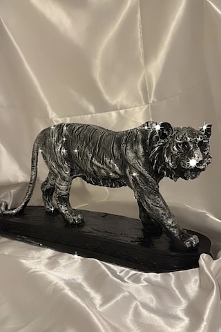 Jaguar Aslan Kaplan Biblosu Büyük Boy Ayakta