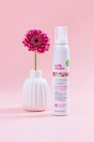 Milk Shake Whipped Cream Flower Çiçek Esanslı Vegan Durulanmayan Bakım Köpüğü 200 Ml