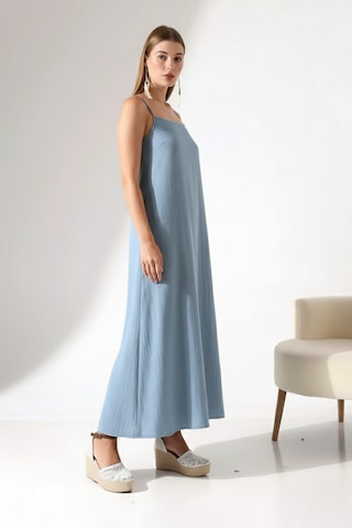 Defymoda Kadın Her Ortama Uyum Sağlayan Müslin Elbise Mavi