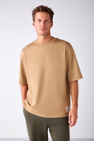 Grimelange Joel Erkek %100 Organik Pamuklu Kalın Kumaşlı Özel Dokulu Etiket Detaylı Oversize Bej T-shirt