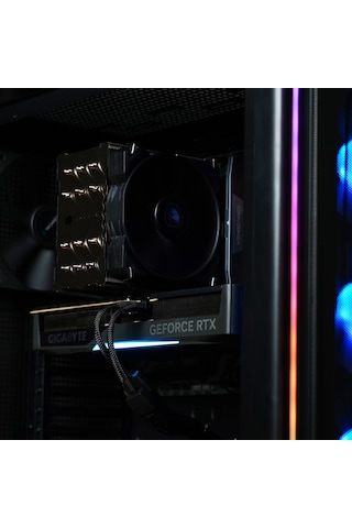 Tebilon PRO-G5070TI R7-9700X 16 GB 1 TB SSD RTX5070Ti Free Dos Oyuncu Oem Paket