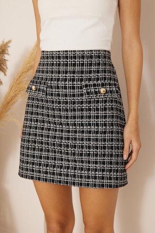 Darlin Moda Siyah Düğme Detaylı Tweed Mini Etek Dm2013 Siyah
