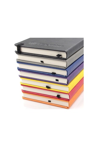 Tigertint Sert Kapak Eskiz Defteri 140 G 12x12 Cm 80 Yaprak Fıstık Yeşili 100140128