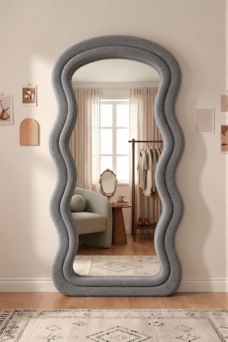 Olivia Gri Renk Kumaş Kaplamalı Dalgalı Kavisli Ayaklı Boy Aynası 182x87 Cm