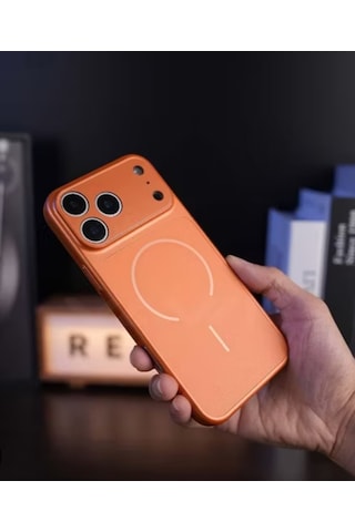 İphone 17 Pro Uyumlu Kamera Koruma Mercekli Turuncu Lüks Kılıf 01