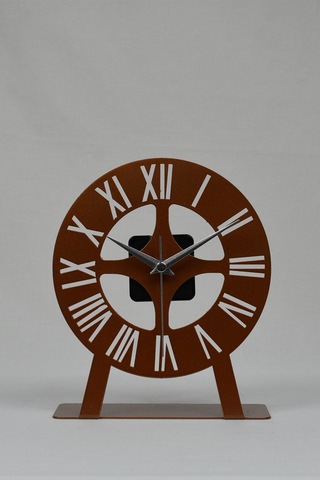 Roma Model Metal Lazer Kesim Akar Sessiz Mekanizmalı Masa Saati Bakır