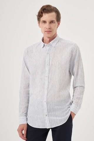 Morven Erkek Lacivert Keten Trend Dynamic Fit Britli Yaka Gömlek 25ys004022200 Lacivert