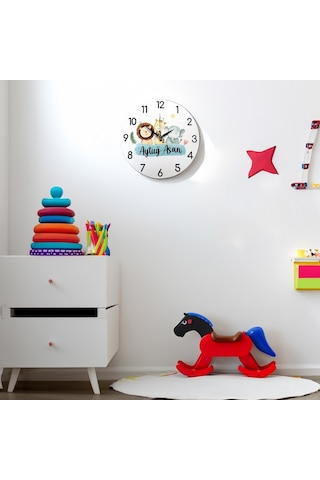 Cajuart İsme Özel Sevimli Hayvan Figürlü Çocuk Odası Duvar Saati Beyaz