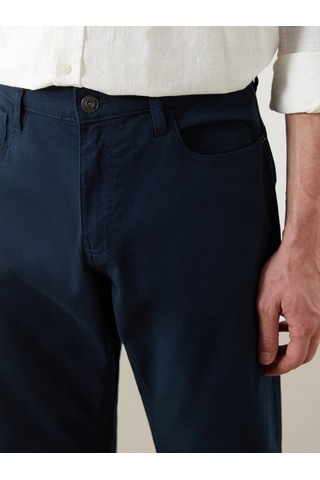 Lcwaıkıkı Classic Lacivert Slim Fit Erkek Şort