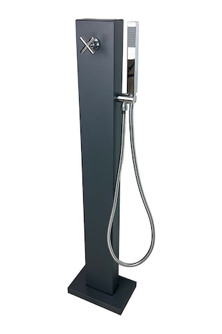 Kısa Bahçe Havuz Duşu Modeli