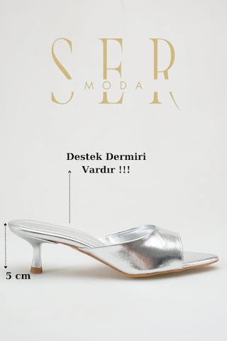 Sermoda Topuklu Kadın Terlik - 5 Cm İnce Topuklu Sivri Burun Kadın Terlik Gümüş Yanki