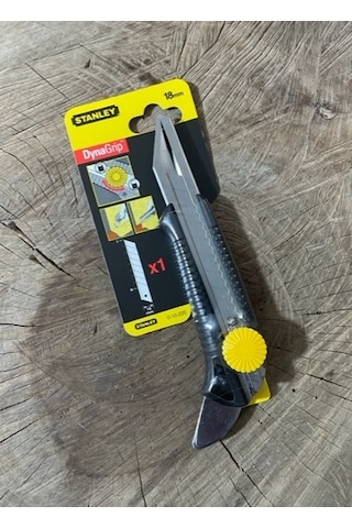 STANLEY MAKET BIÇAĞI FALÇATA 18MM YÜKSEK KALİTE MAKET BIÇAK 5ADET