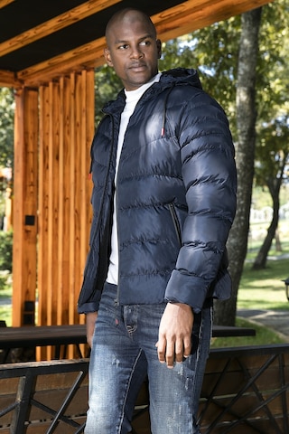 Buratti Peluş Astarlı Kapüşonlu Fermuarlı Slim Fit Şişme Erkek Mont 5762010 Lacivert