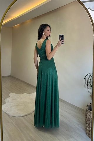 Neşeli Butik Kadın Drapeli Işıltılı Kalın Askılı Abiye Elbise Nm003 Zümrüt Yeşili