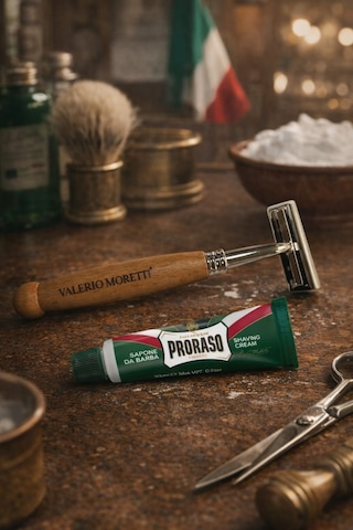 Valerio Moretti Ahşap Saplı Klasik Tıraş Bıçağı + Proraso Shaving Cream 10 Ml Seyahat Tıraş Seti