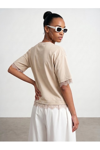 Dilvin 32826 Dantel Detaylı Kısa Kollu T-shirt-taş