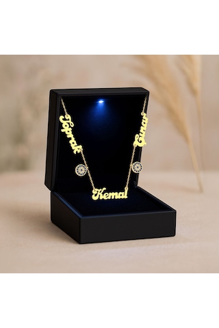 Işıklı Kutuda Kişiye Özel Nazarlı Üç İsimli Gümüş Kolye Gold