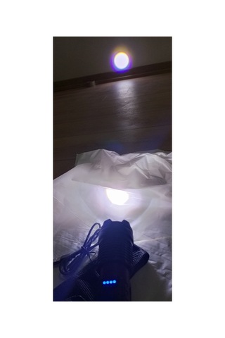 El Feneri 480000 Lümen Zoomlu Çok Fonksiyonlu Arkadan Yanan Led Gurubu Siyah