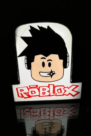 Roblox Temalı Şık Gece Lambası, Beyaz Renk, Çocuk Odası Dekorasyonu İçin İdeal Çok Renkli