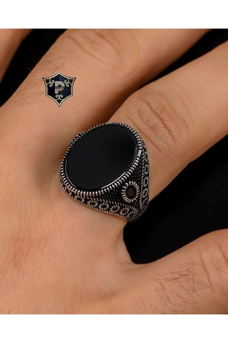 925 Ayar Gümüş Erkek Yüzüğü Zirkon Taş Süslemeli Oniks Taşlı 100222