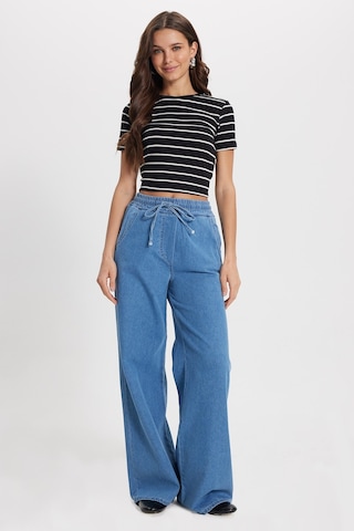 Tudors Kadın Slim Fit Dar Kesim Pamuklu Yumuşak Dokulu Kısa Kollu Bisiklet Yaka Siyah Tişört-50685