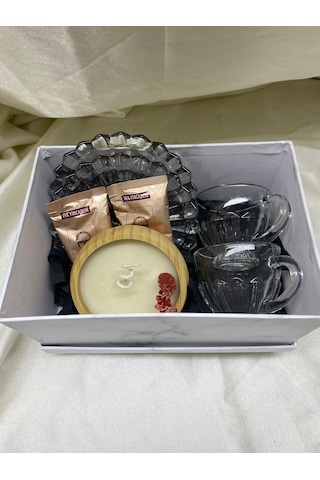 Türk Kahvesi Seti Hediye Kutusu 2 Cam Fincan, Sunum Tabağı, Mehmet Efendi Kahve Özel Hediye Seti -