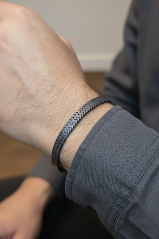 Valmont Accessories Hematit Taşlı Antrasit Erkek Bileklik Mat Zikzak Desenli Minimal Modern Bileklik