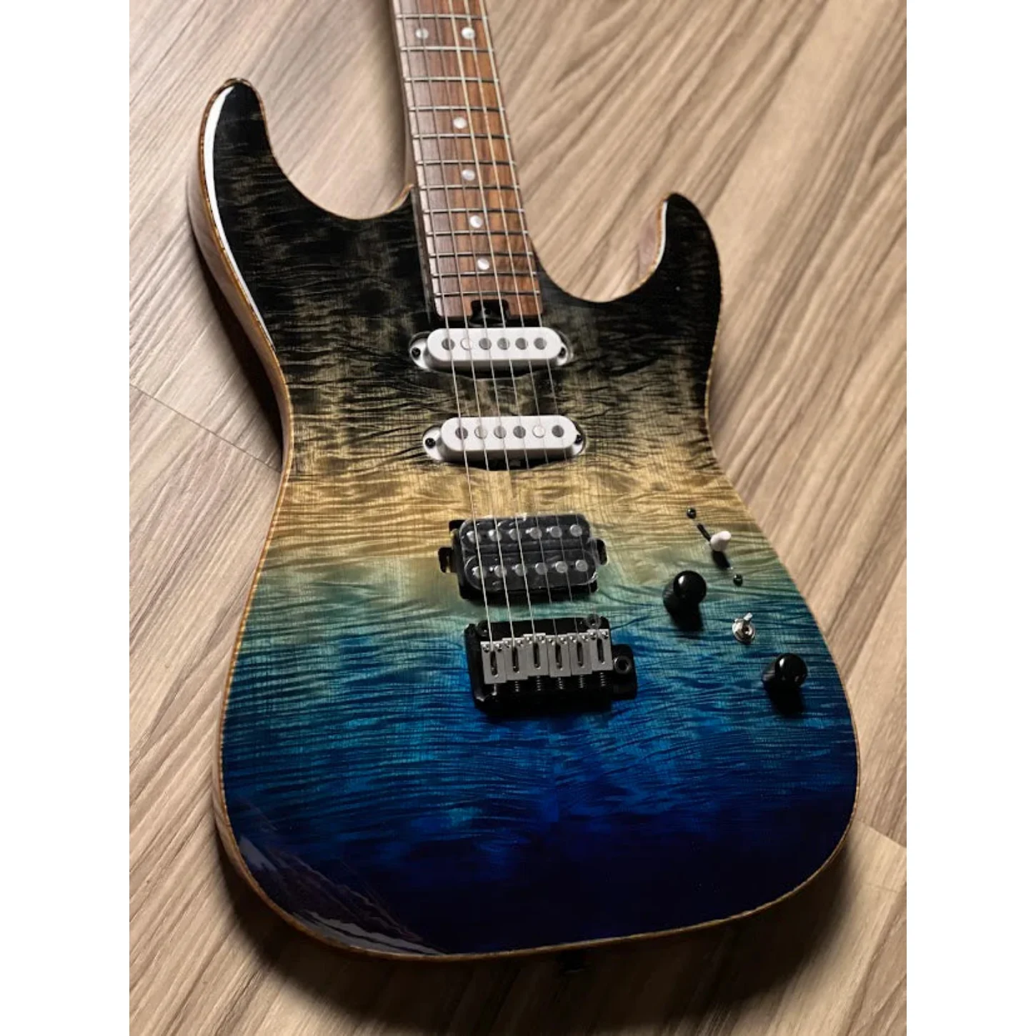 Soloking Ms-1 Custom 22 Hss With Ebony Fb İn Ocean Storm Double Wipeout Jescar W/gigbag
