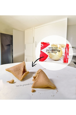 Yılbaşı Hediyesi Bk Gift Kişiye Özel İsimli Fotoğraflı Beyaz Kupa Bardak Ve Yeni Yıl Dilekleri Şans Kurabiyesi Hediye Seti-1, Sevgiliye Hediye, Arkadaşa Hediye