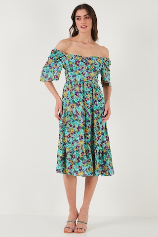 Lela Desenli Oversize Fit Carmen Yaka Büzgü Detaylı Midi Boy Bayan Elbise 67810557 Yeşil